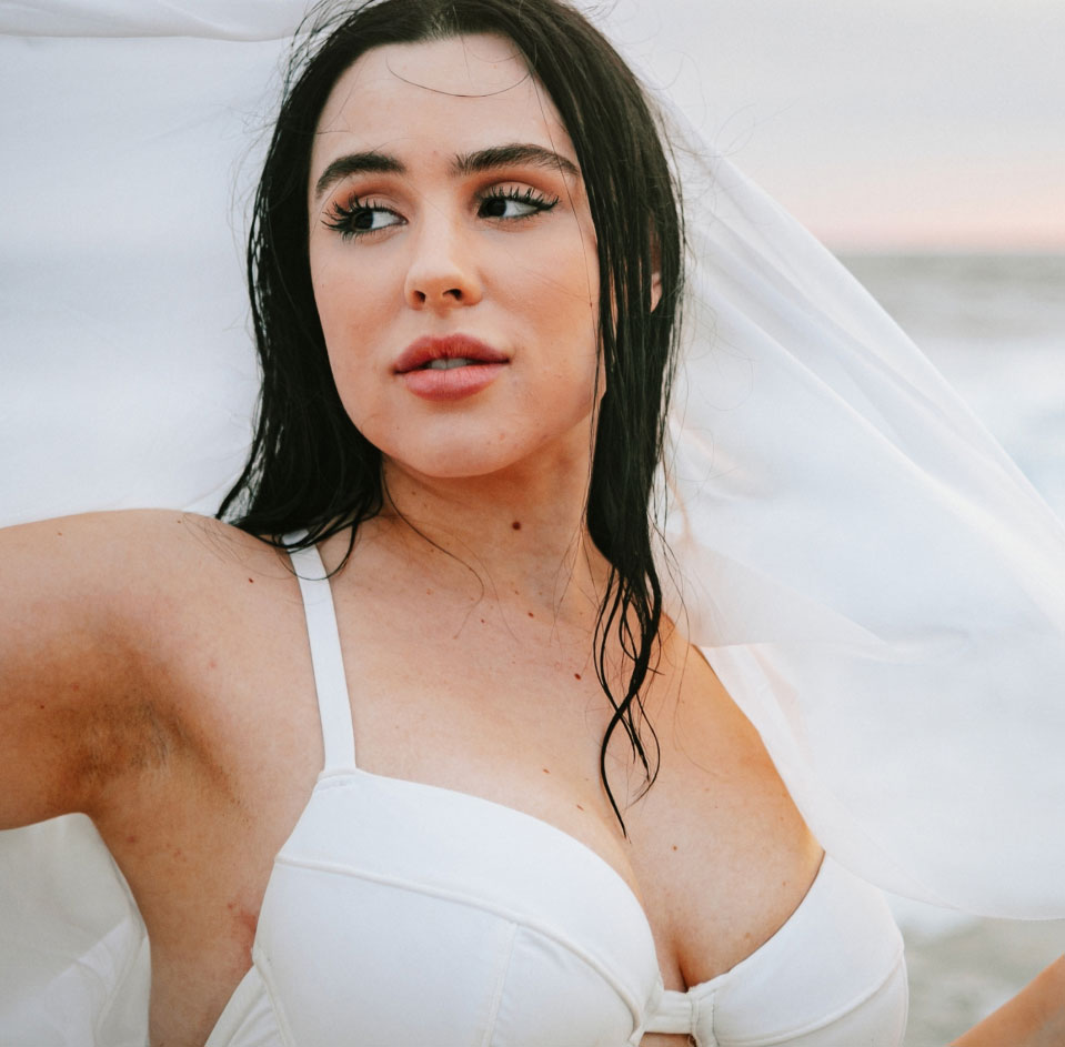 chicago woman on beach